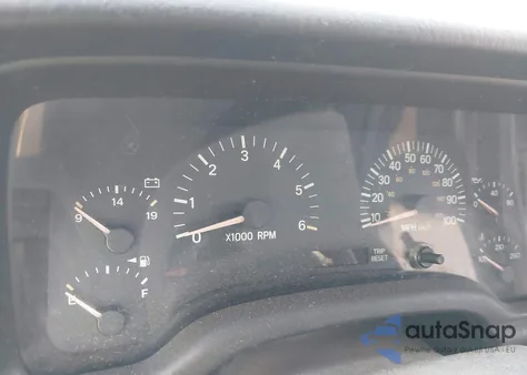 2001 Jeep Cherokee Classic/Limited z USA, uszkodzony, nr VIN 1J4FF58S31L510770